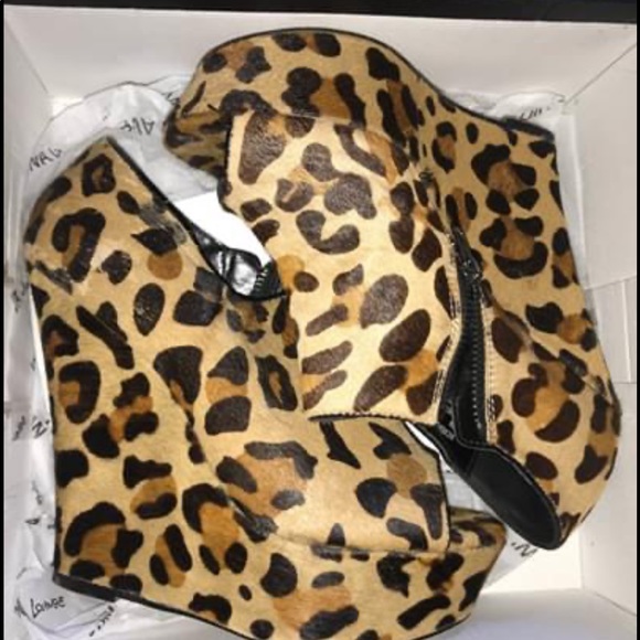 Steve Madden Wicked Wedge - Picture 6 of 6